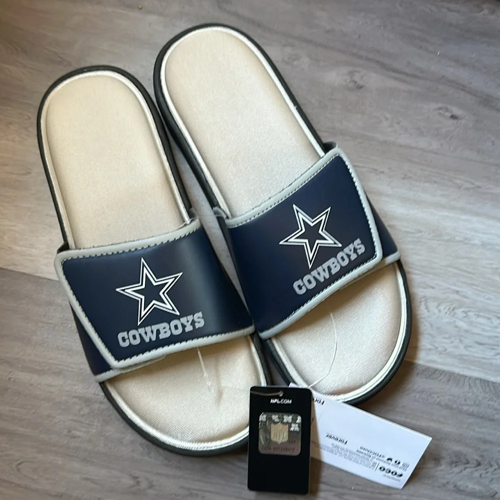 NWT Men’s Dallas Cowboys Foam Slides 9-10